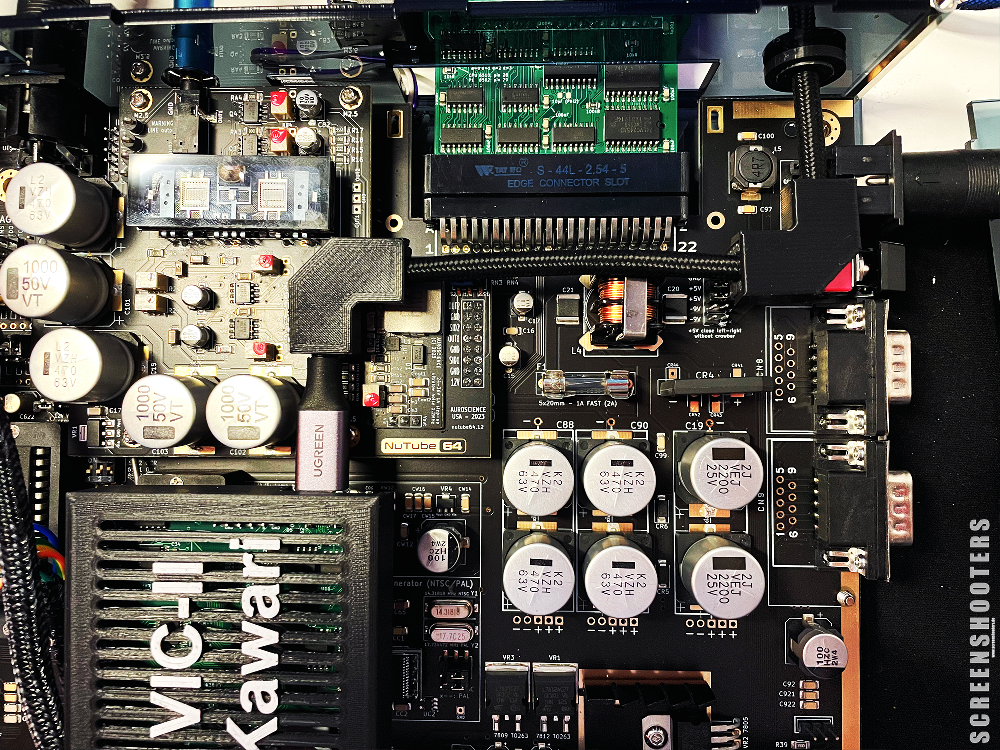 C64-162-EVO64_30.jpg